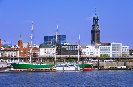 Hamburger Michel Hamburg Hafen Schiffe